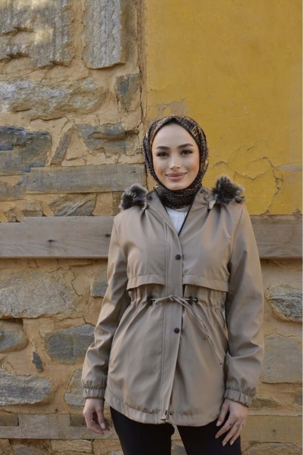 8137 Kadın İçi Şardonlu Mont 75cm - Bej - 40 - AZRA02189-Bej-40
