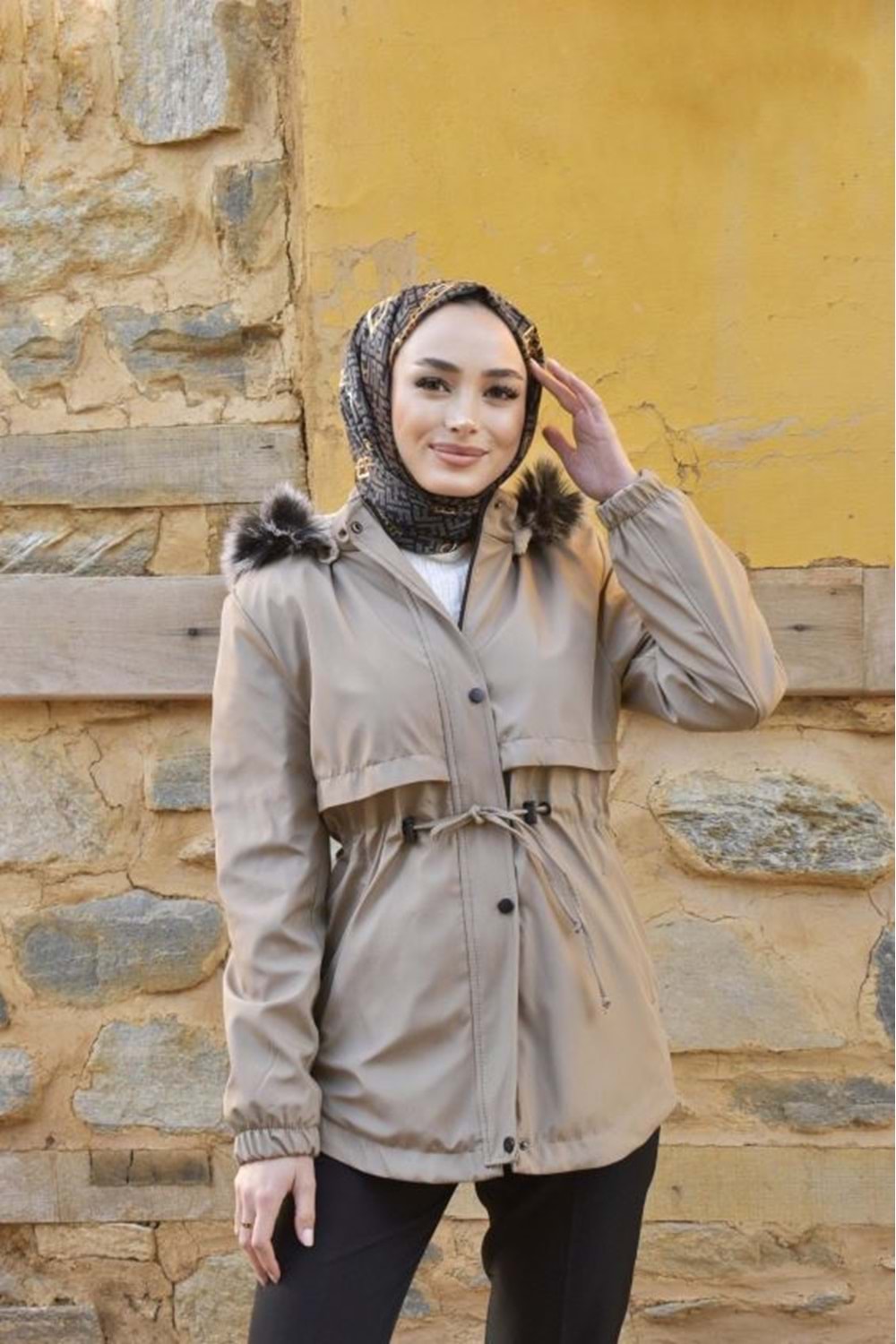 8137 Kadın İçi Şardonlu Mont 75cm - Bej - 40 - AZRA02189-Bej-40