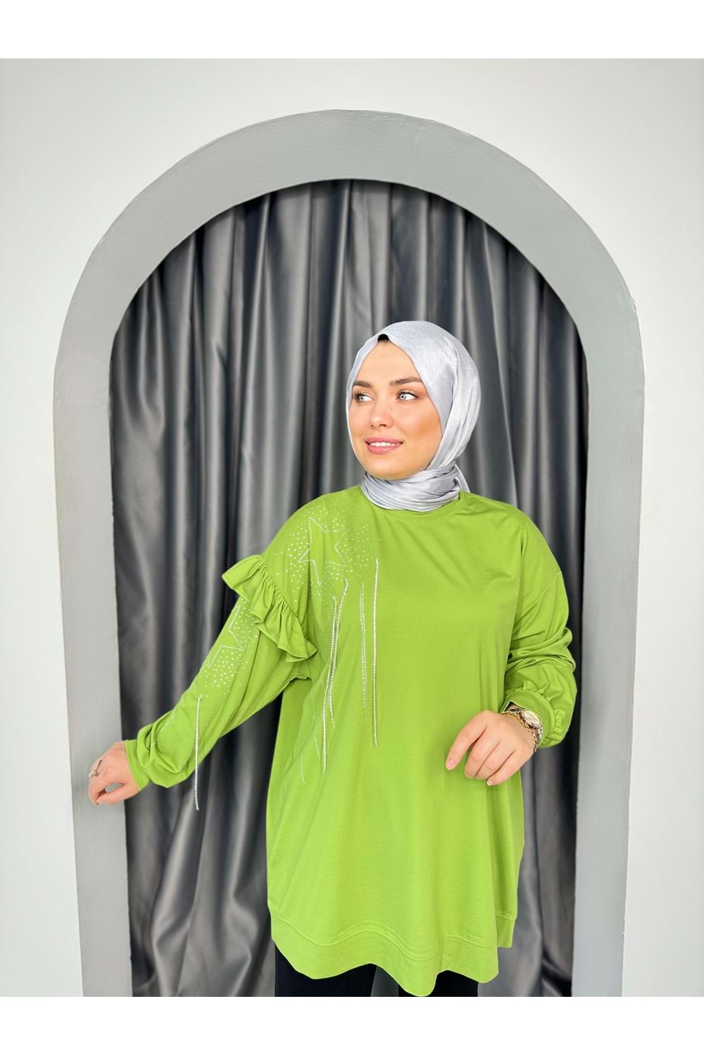 Taş Ve Fırfır Detaylı Tunik 15609 - Yeşil - TEK BEDEN - AZRA04633-Yeşil-TEK BEDEN