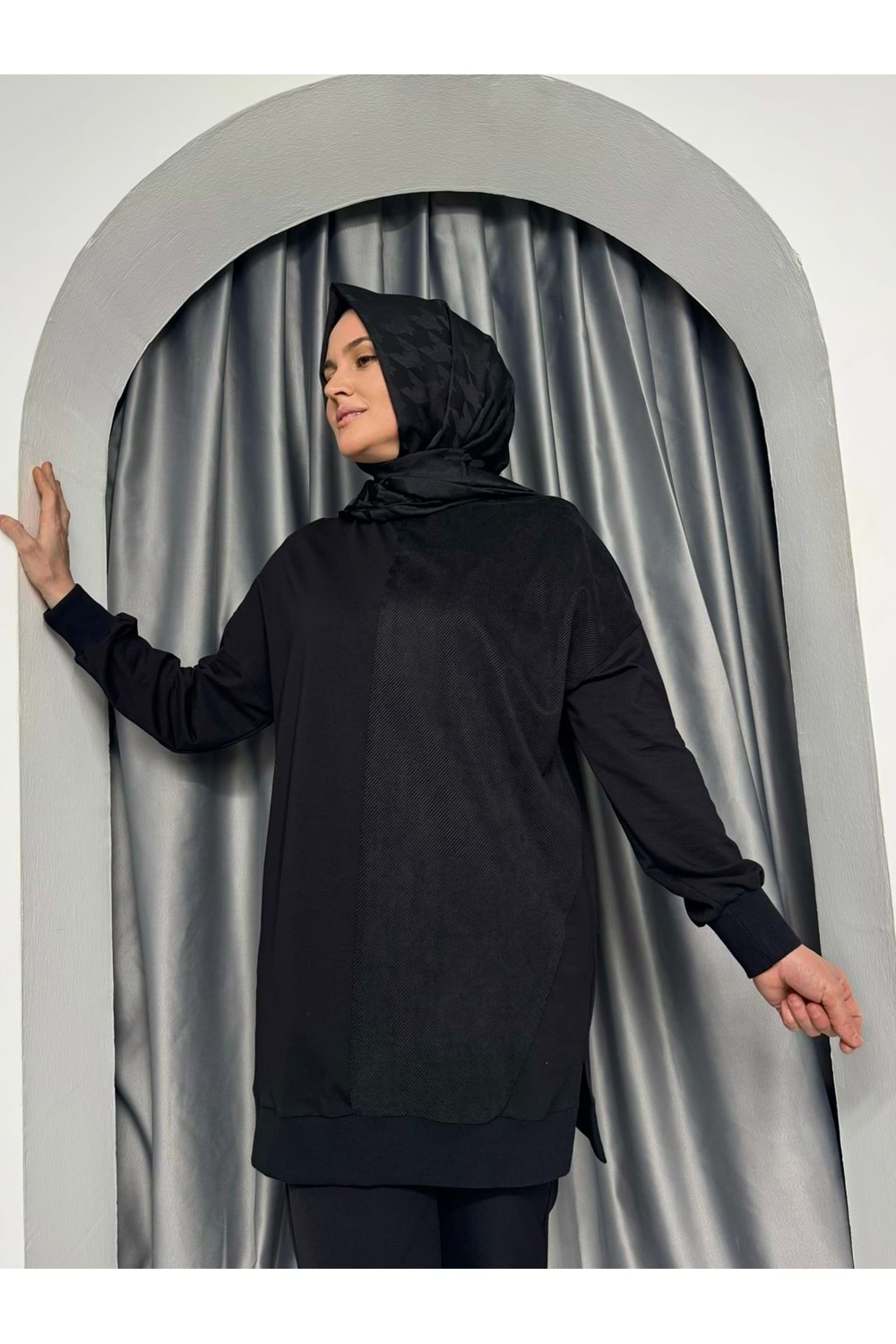 Puane Parçalı Sweat 10569 - Siyah - S-M