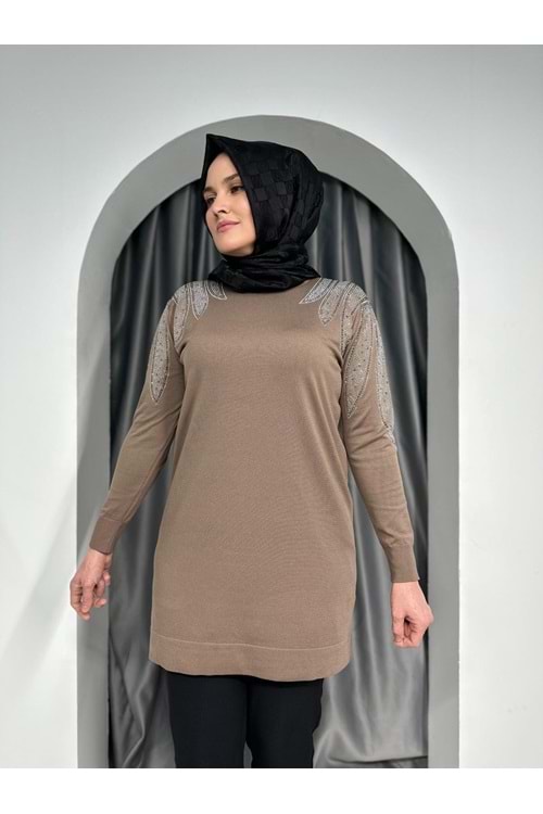 Yaka Kol Boncuk İşlemeli Tunik 141539 - Vizon - TEK BEDEN